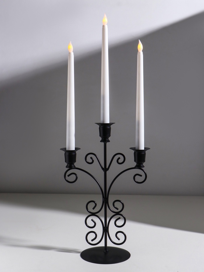 Подсвечник на 3 свечи «С завитками», металл, d=2.5 см, чёрный, 19×11×30 см