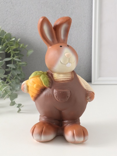 Фигурка гипс «Кролик-фермер», 20.5×12×11 см