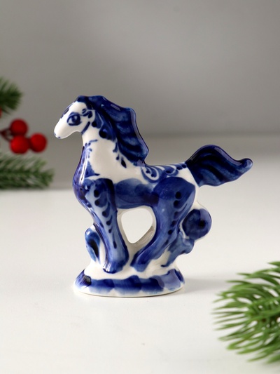 Фигурка фарфор гжель «Скакун», 9×9 см