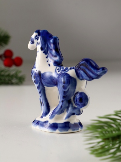 Фигурка фарфор гжель «Скакун», 9×9 см