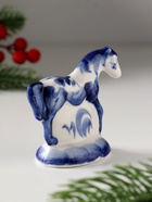 Фигурка фарфор гжель «Лошадь в траве», 7.5?7.5 см (комплект 10 шт) - фото 49021431