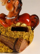 Копилка для денег «Коняшка у кадки с монетами и самоцветами», полистоун, 8×7×11 см - фото 53415373