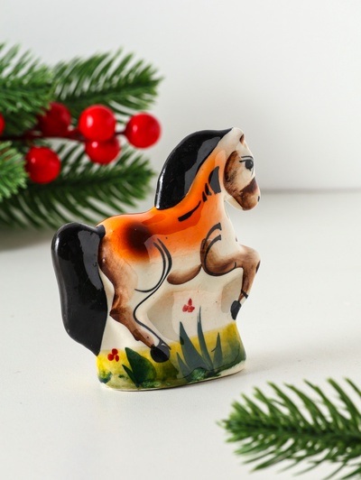 Фигурка фарфор гжель «Лошадь Диана», 8×8×3 см, цветная