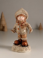 Фигурка полистоун «Малыш в вязаном наряде на мини-лыжах», 8.5×8×17.5 см - Фото 1