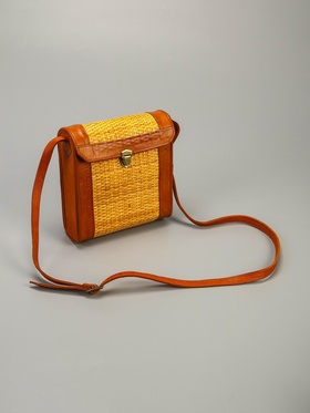 {{photo.Alt || photo.Description || 'УЦЕНКА Сумка женская «Приска» 20×20×7 см (Ремешок 65 см)'}}