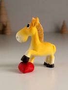 Фигурка полистоун «Милая лошадка с сердечком», 7.5×2.5×7.4 см - фото 54002811