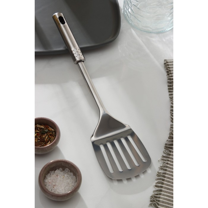 Лопатка из нержавеющей стали перфорированная Доляна «Стандарт», длина 33.5 см, с отверстиями - Фото 1