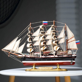 {{photo.Alt || photo.Description || 'УЦЕНКА Сувенирная модель корабля «Седов. Флаг России», 52×8×34 см'}}