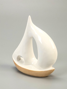 {{photo.Alt || photo.Description || 'УЦЕНКА Сувенир керамика «Большой парусник» песочно-белый 22.5×8.5×25.3 см'}}