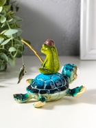 Фигурка полистоун лак «Лягуха рыбачит, сидя на черепахе», 12.5×11.5×9.7 см - Фото 3