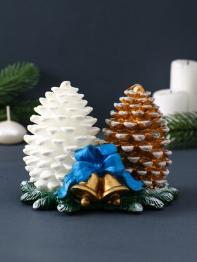 Свеча декоративная «Рождественские шишки» 10×13×9.5 см