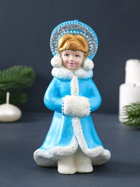 Свеча декоративная «Снегурочка» 8×7.5×15.5 см, голубой