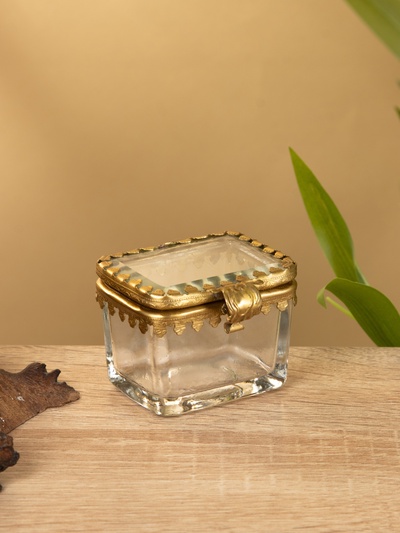 Шкатулка «Коробок», 6×5.5×4.5 см, латунь, стекло