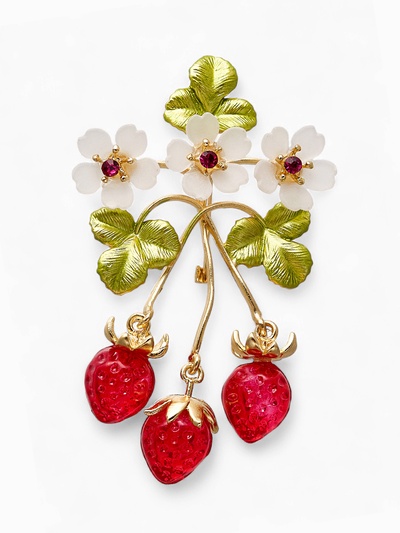 Брошь «Земляника с цветочками», цветная в золоте