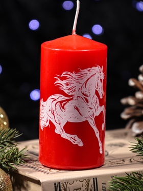 Свеча-цилиндр с накаткой «Конь скачет», 50×100 мм, красная