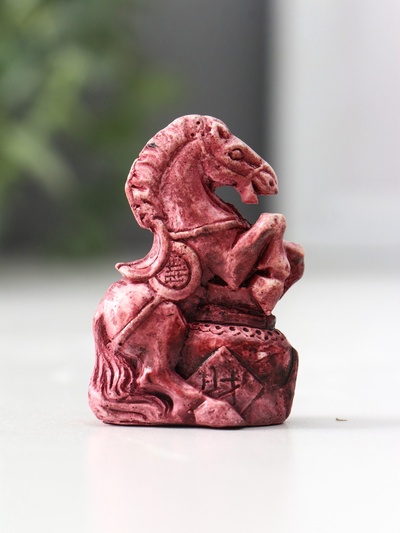 Фигурка «Лошадь на дыбах малая», 2×3×4.5 см, винный