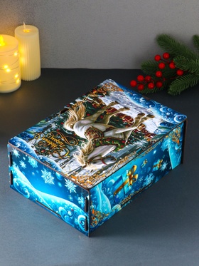 Новогодняя шкатулка подарочная «Белая лошадь на голубом», для подарков, 28×19.5×11 см
