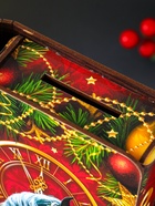 Новогодняя деревянная шкатулка-книга «Чёрный конь с часами С Новым годом!» - Фото 5