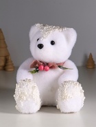 Фигурка «Белый медвежонок с еловым бантом, в бусинках», 16×12×14 см - Фото 1