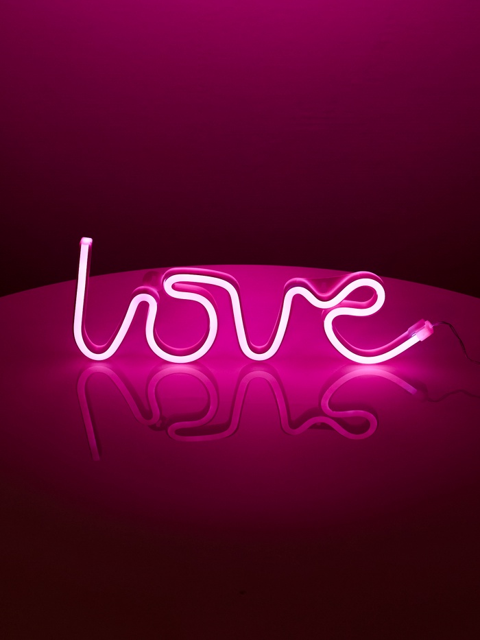 Неоновая вывеска «Любовь», 35×13 см, от батареек AAx3 + USB, розовая - Фото 1