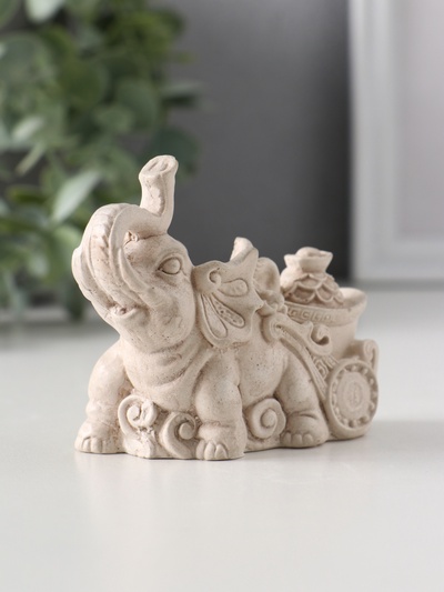 Фигурка гипс «Слоник с мешком денег», 6.5×4×8.5 см, слоновая кость