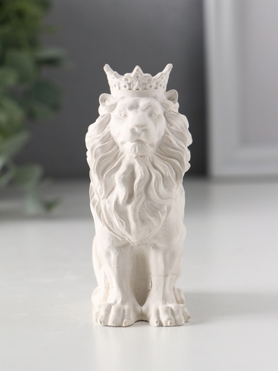 Фигурка гипс «Лев в короне», белый, 9×4×6.5 см