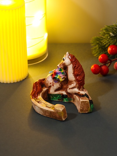 Фигурка гипс «Жеребенок на подкове», 8×8×6.5 см