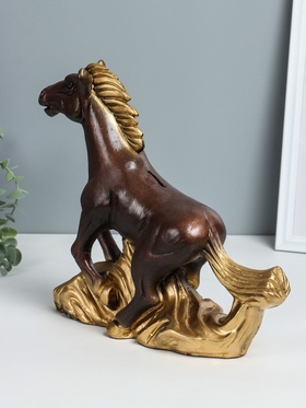 Копилка для денег «Конь на ветру», гипс, 28×32×9.5 см, бронза с золотом