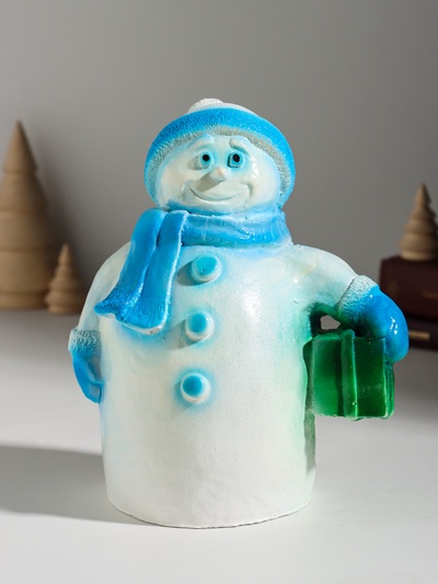 Копилка для денег «Снеговик новогодний с подарком», гипс, 19 см, голубой