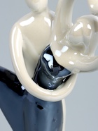 УЦЕНКА Фигурка керамика «В объятиях любви», чёрно-белый, 24.6×11.8×6 см 10926754