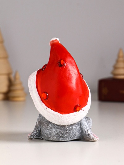 Фигурка полистоун «Мышонок новогодний», 11×7.5×8.5 см