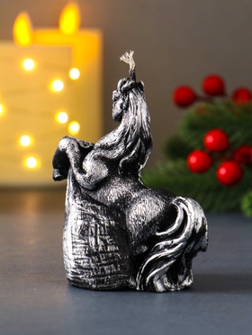 Свеча декоративная «Лошадь с мешком подарков», лак, 9.2×8×5, чёрная