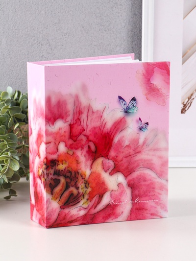 Фотоальбом на 200 фото 10×15 см «Цветок и бабочки»