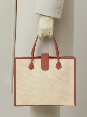 Сумка плетёная на застёжке из пандана, 41×16×50 см, бежево-коричневая