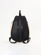 Сумка - рюкзак из бамбука, 25×14×37 см, плетёная, бежево-чёрная - фото 53768958 Сумка - рюкзак из бамбука, 25×14×37 см, плетёная, бежево-чёрная - фото 53768958