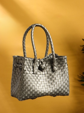 Сумка плетёная пластиковая, 23×11×30 см, серебристая