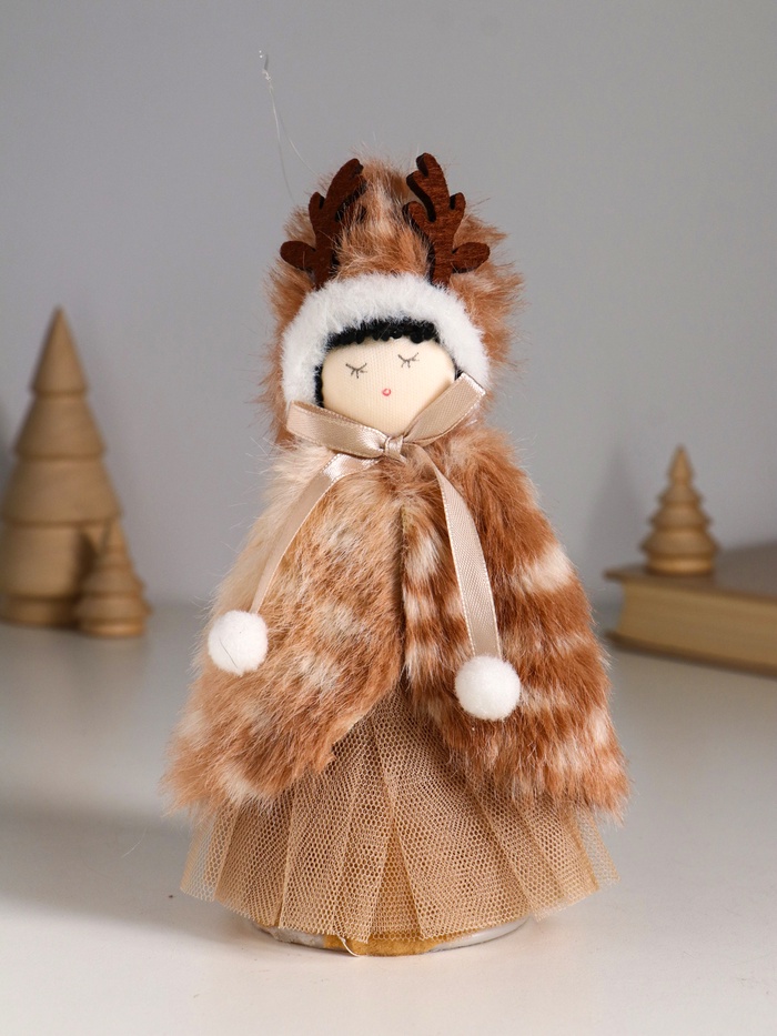 Интерьерная кукла текстильная «Девочка в меховой накидке, в шапке с рожками», 7×7×19 см - Фото 1
