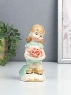 Сувенир керамика "Малышка с розочками " 6х6,5х13см - фото 14941986