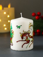 Свеча новогодняя пеньковая «Три коня», 6×6×8 см - Фото 3