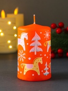 Свеча новогодняя пеньковая «Лошадки», 6×6×8 см - Фото 2