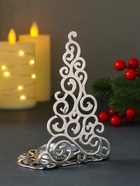 Подсвечник на 1 свечу «Ёлка новогодняя нарядная», металл под хром, 10×7.5×13.5 см - фото 809243626 Подсвечник на 1 свечу «Ёлка новогодняя нарядная», металл под хром, 10×7.5×13.5 см - фото 809243626