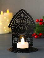 Подсвечник на 1 свечу «Домик новогодний с часами», металл, чёрный, 6.7×10×13.5 см - Фото 2