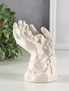 Фигурка гипс «Младенец в руках Бога», 11×8 см, перламутр - фото 58043693