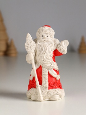 Фигурка гипс «Дед Мороз с посохом», 10×6 см