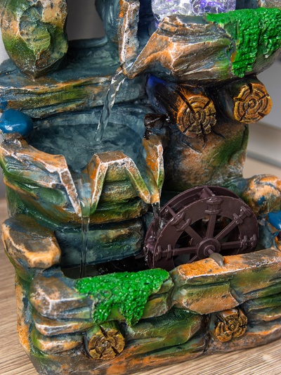 Фонтан настольный «Деревце на скале», 32×15×13 см, с подсветкой