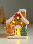 Фигурка светящаяся «Пряничка у домика», керамика, 8.5×6×11.5 см, МИКС - Фото 1