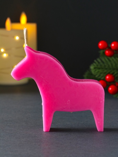 Декоративная свеча новогодняя «Лошадка», 95×105 мм, розовый