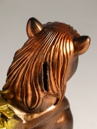 Копилка для денег «Конь с деньгами», гипс, 21 см, под бронзу - фото 59408112 Копилка для денег «Конь с деньгами», гипс, 21 см, под бронзу - фото 59408112