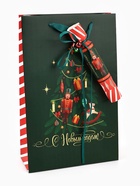 Пакет подарочный новогодний «С Новым годом 2026», с бубенцами и коробкой-конфетой, 25.5×9×30 см - фото 58047529