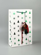 Пакет подарочный «Новогодний сюрприз», тиснение, с шишками и бахромой, 25.5×9×30 см - фото 58047541